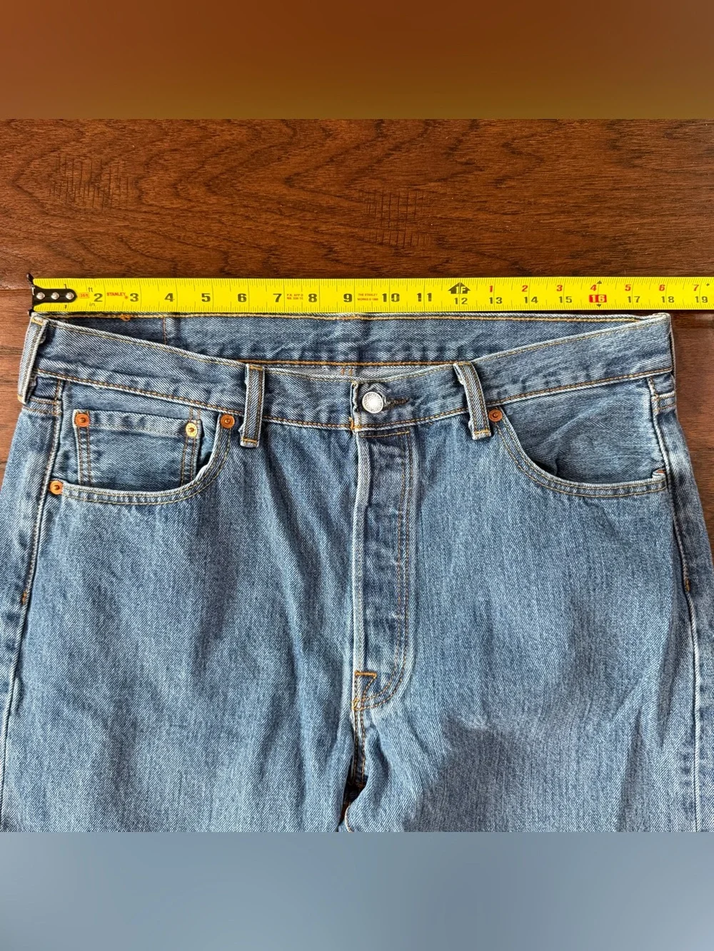 Levi’s Men’s 501 jeans 36x32 Original Button Fly Straight Leg Medium Wash Denim